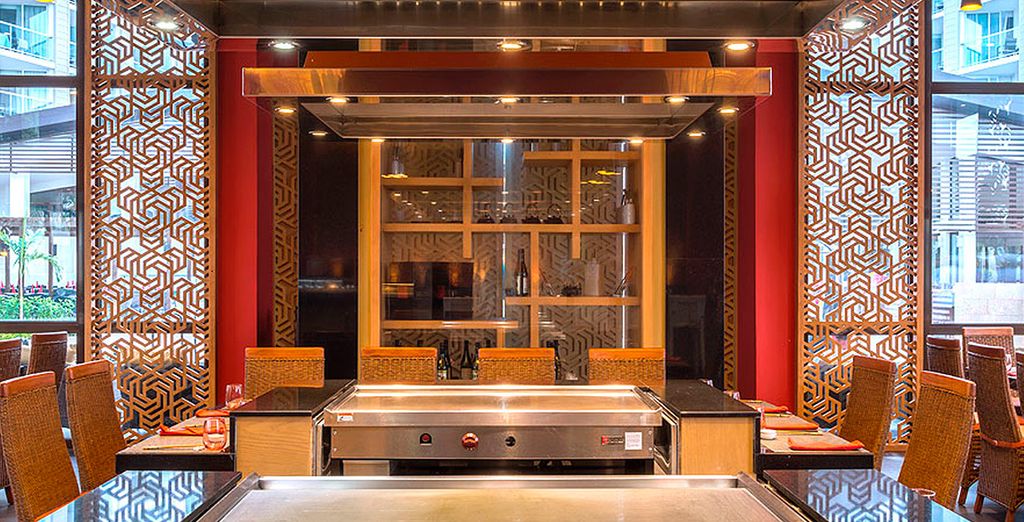 The Confidante Miami Beach 4*+ Royalton White Sands 5*