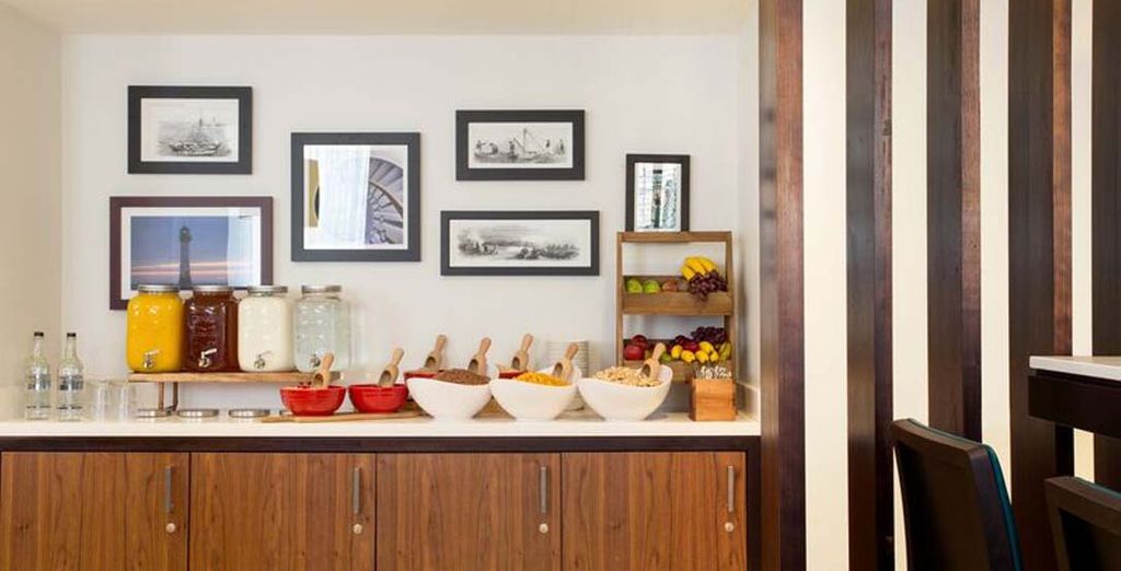 Courtyard by Marriott Edinburgh 4*