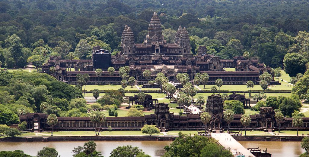 Tour privato del Vietnam con estensione in Cambogia