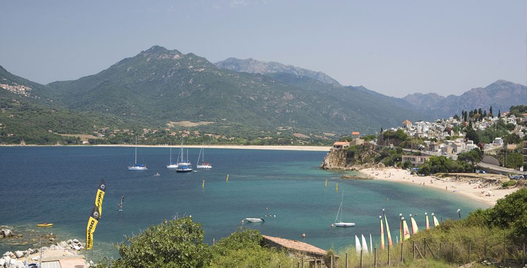 Autotour di 7 notti della Corsica con traghetto Corsica Ferries