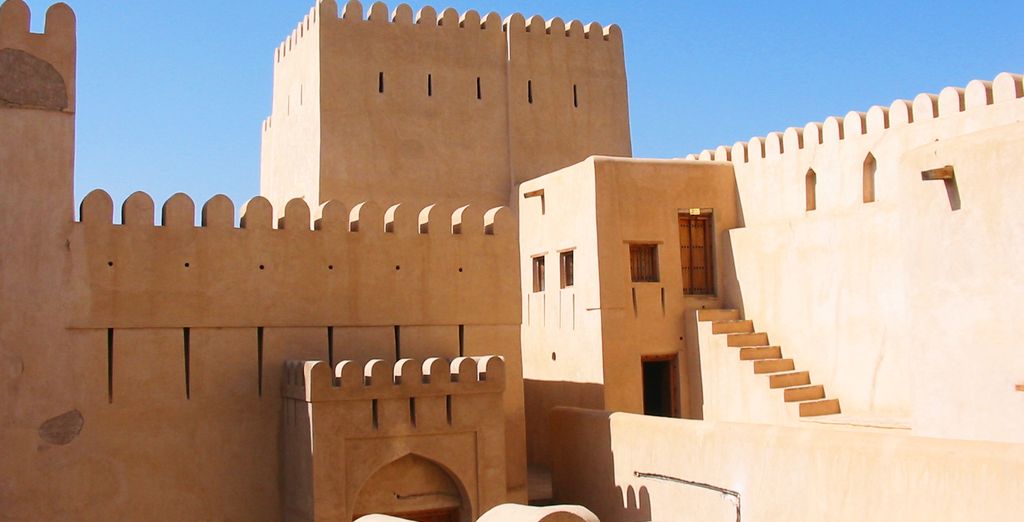 Tour dell'Oman e mare a Mussanah con guida parlante italiano