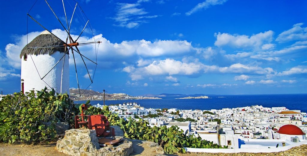Tour delle Cicladi con possibile estensione a Paros