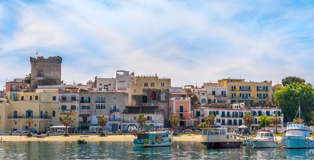 Tour e minitour di Ischia in 4* con escursioni a Positano e Amalfi