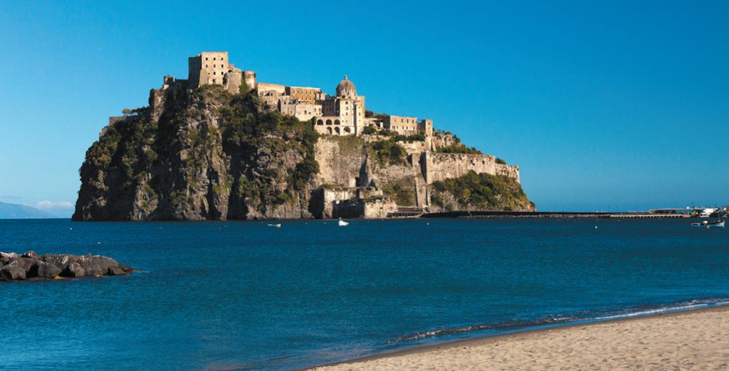 Tour e minitour di Ischia in 4* con escursioni a Positano e Amalfi