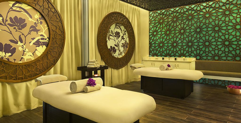 Hilton Al Hamra Beach & Golf Resort 5*