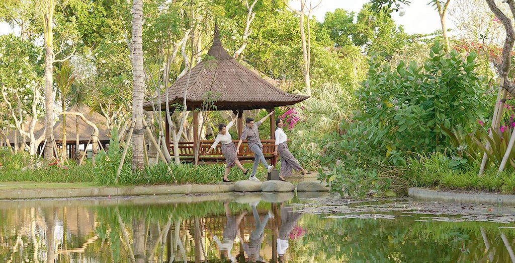 Adiwana Resort Jembawan 4* + Hyatt Regency Sanur 5* + Grand Hyatt Bali 5*