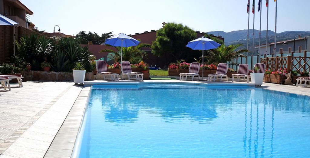Hotel Corallo 4* con Grimaldi Lines