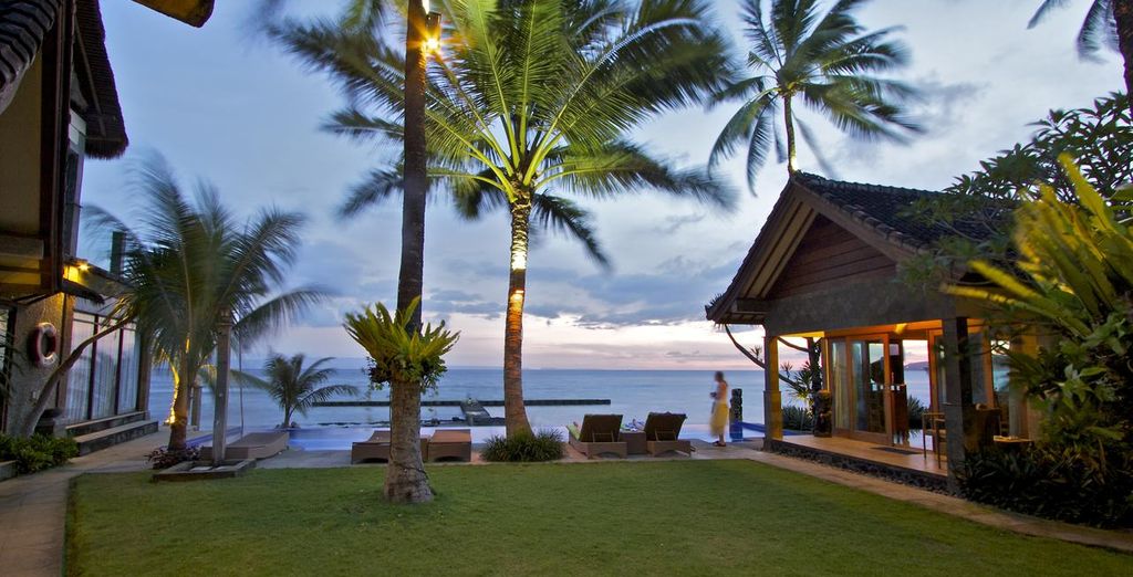 Kupu Kupu Jimbaran Hotel 5* + Kupu Kupu Barong Hotel 5* con tappe a scelta