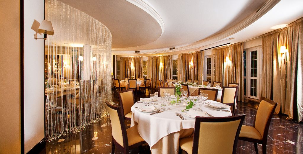 Regent Beach Hotel & Apartments 4*