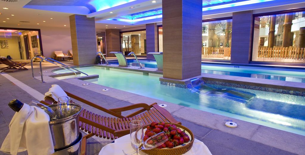 Holiday World Resort 4*