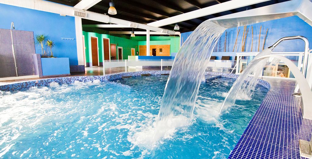 Bahia Tropical Hotel 4*