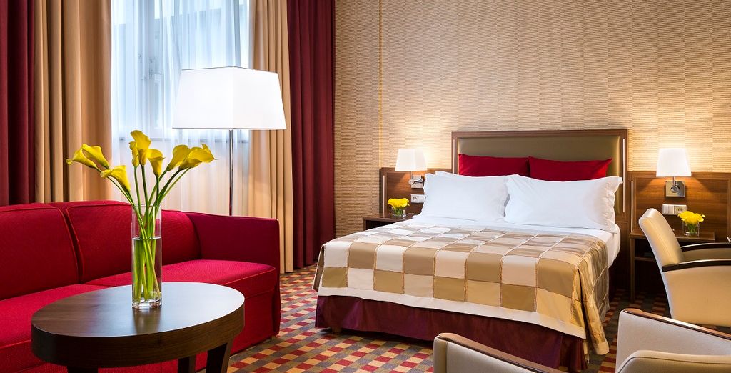 Crowne Plaza Parigi 4*