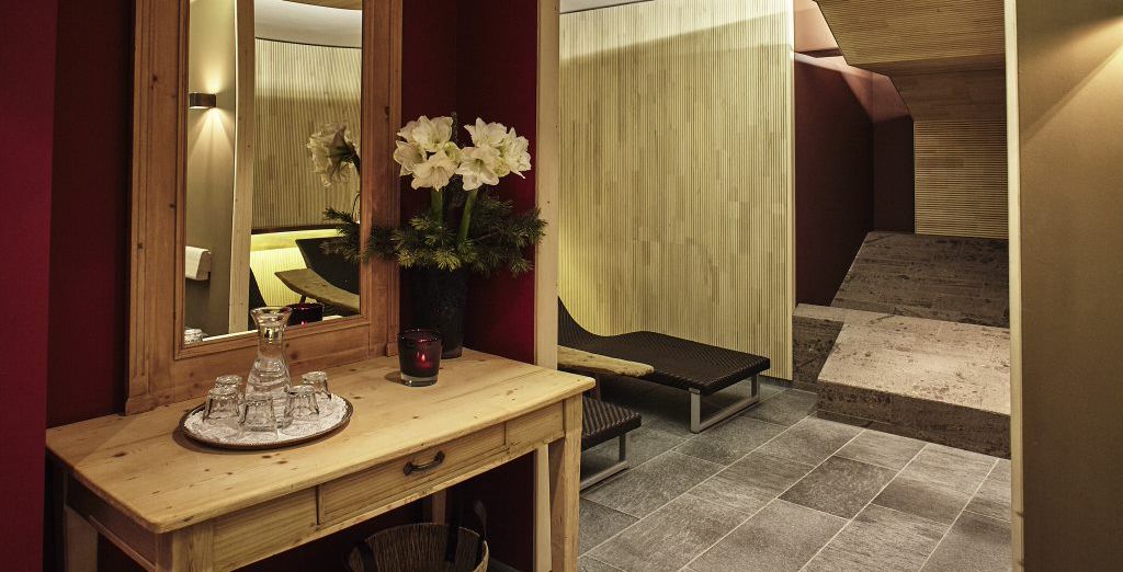 Goldene Rose Hotel Karthaus 4*