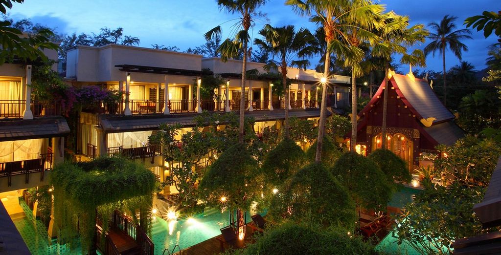 Sibsan Luxury Rimping 5* + The Quarter Ari 4* + Burasari Phuket 4*