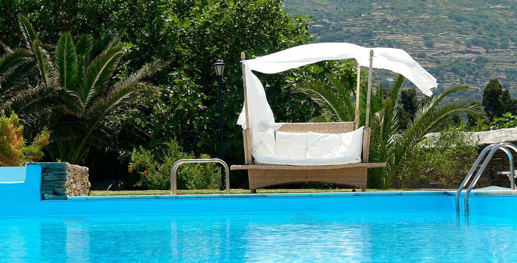 Paradise Art Hotel