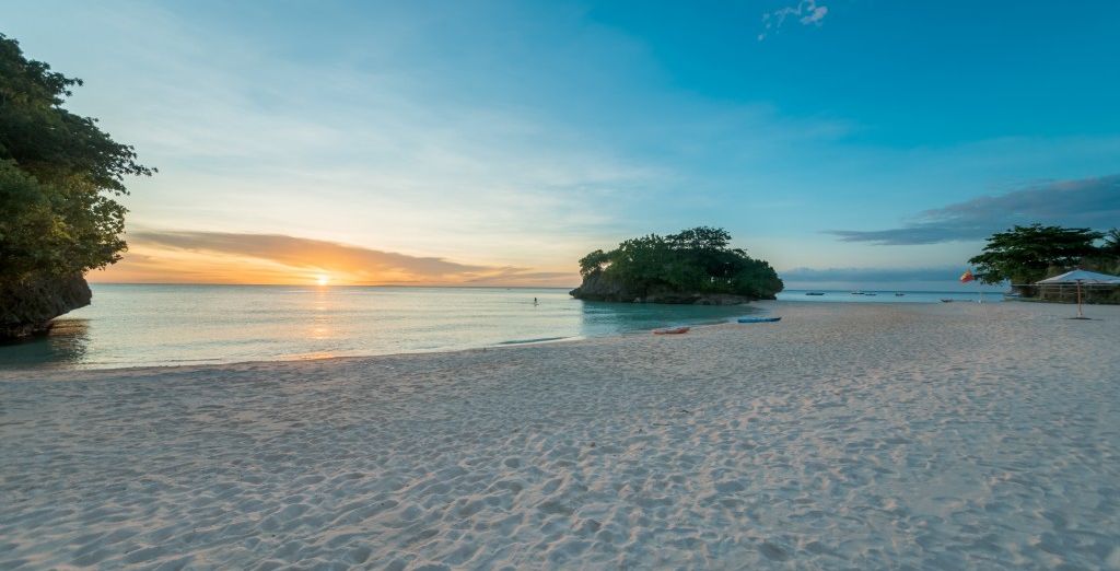 Sofitel Philippine Plaza Hotel 5* e Crimson Boracay Resort 5*