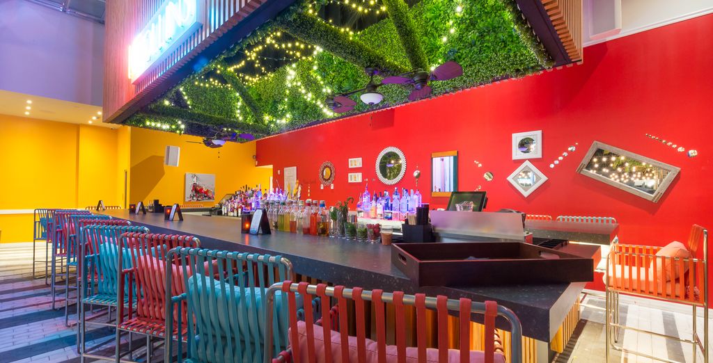 Pod Hotel Times Square 4* + The Fairwind Hotel Miami  4*