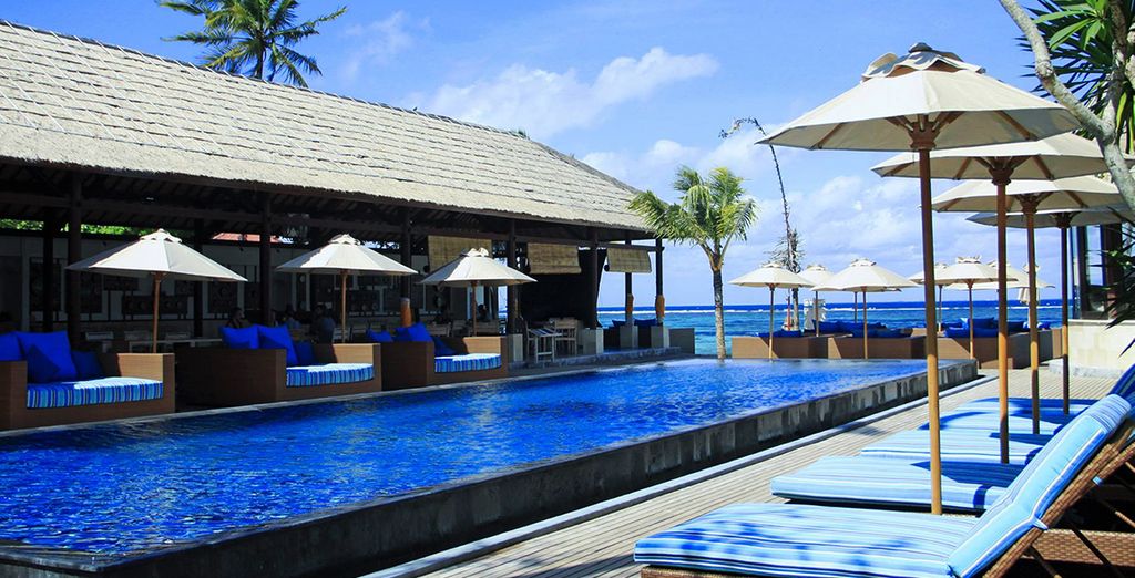 Alaya Resort Jembawan 4* + Lembongan Beach Club & Resort 5* + The Club Villas 4*
