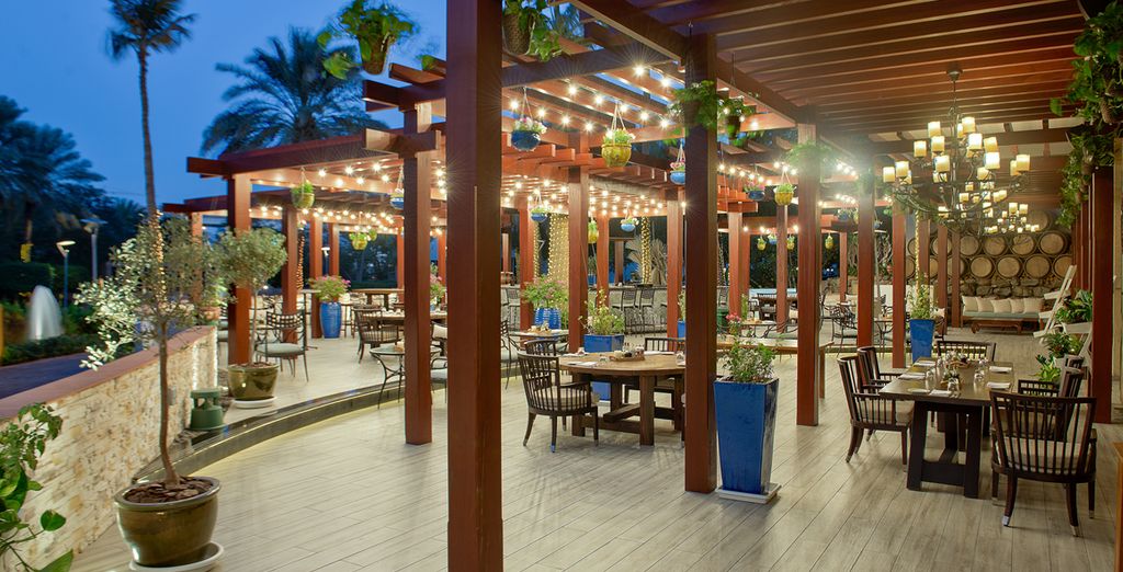 Cachet Resort Dewa Phuket 5* & Grand Hyatt Dubai 5* 