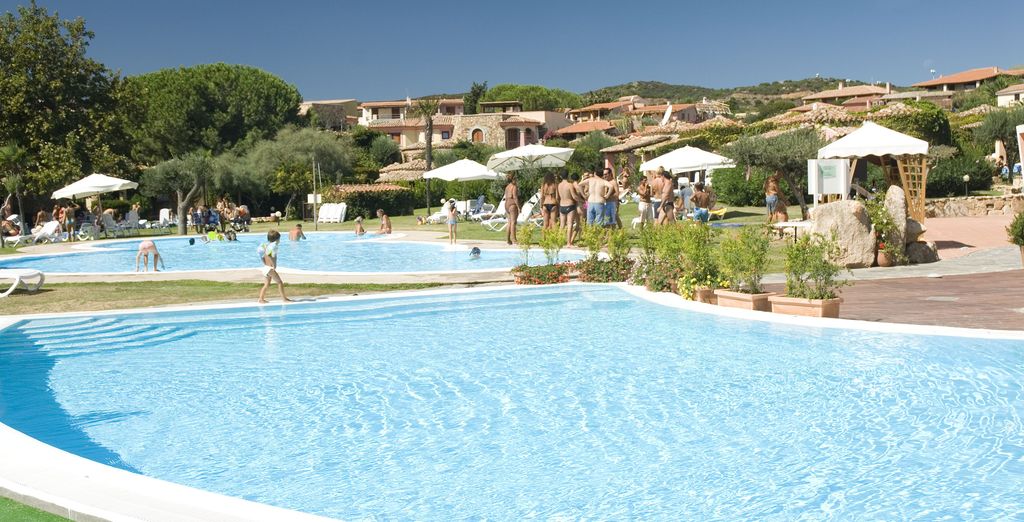 Hotel Resort & Spa Baia Caddinas 4* con Sardinia Ferries