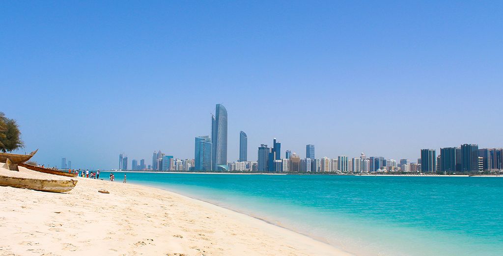 Soggiorno ad Abu Dhabi in 4* e Crociera nel Mar Arabico e in India a bordo di Celebrity Constellation