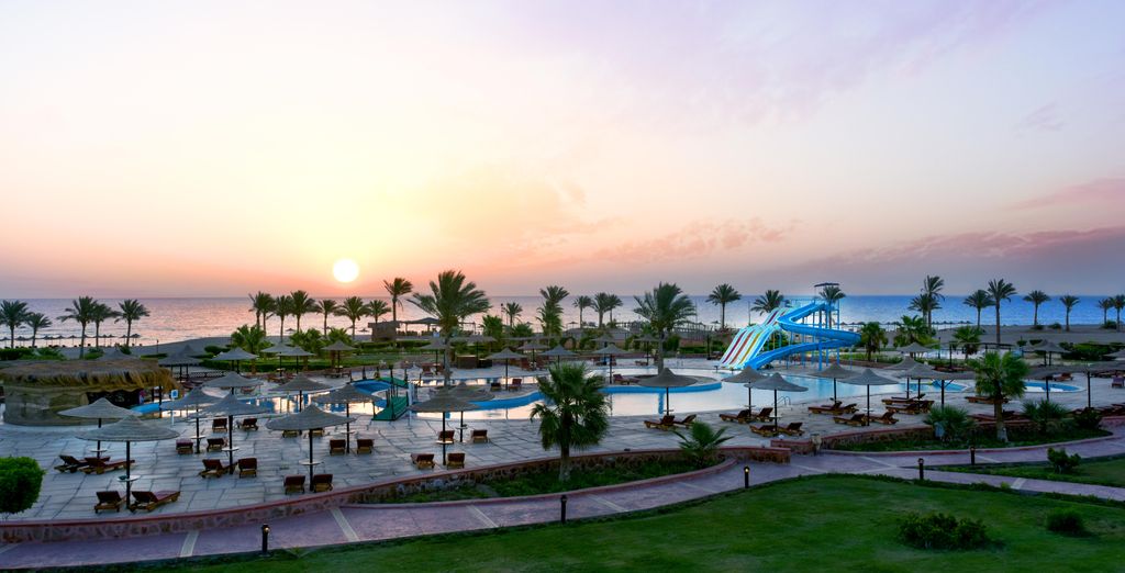 Jolie Beach Resort 4*