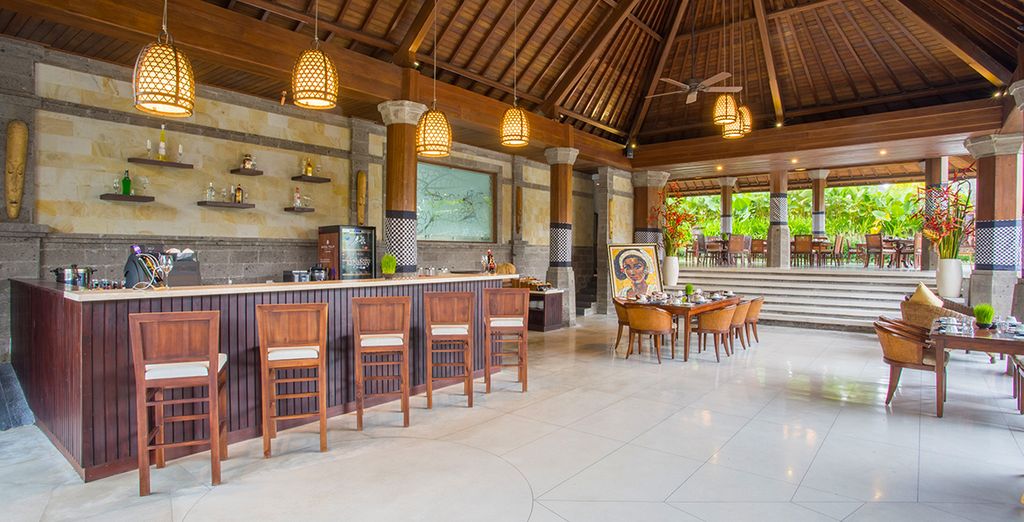 Royal Tulip Visesa 5* & The Sakala Resort Bali 5*