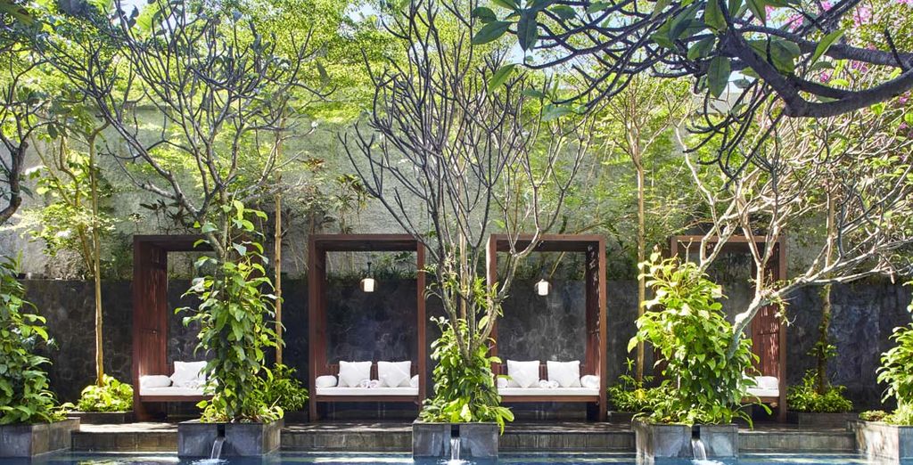 Concorde Hotel Singapore 4* + Jambuluwuk Seminyak 4*