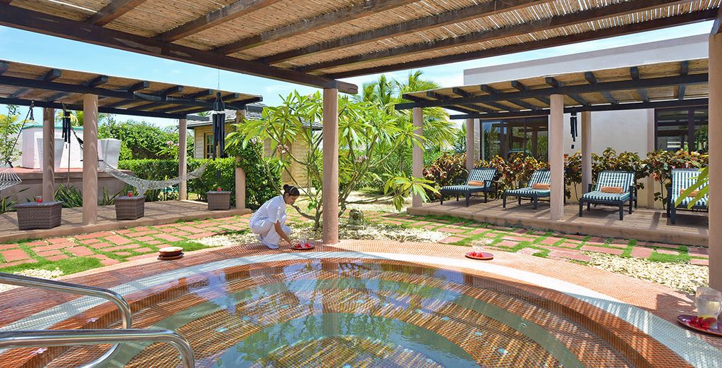 Hotel Nacional de Cuba L'Avana 4*S + Melia Buenavista Cayo S.Maria 5* 