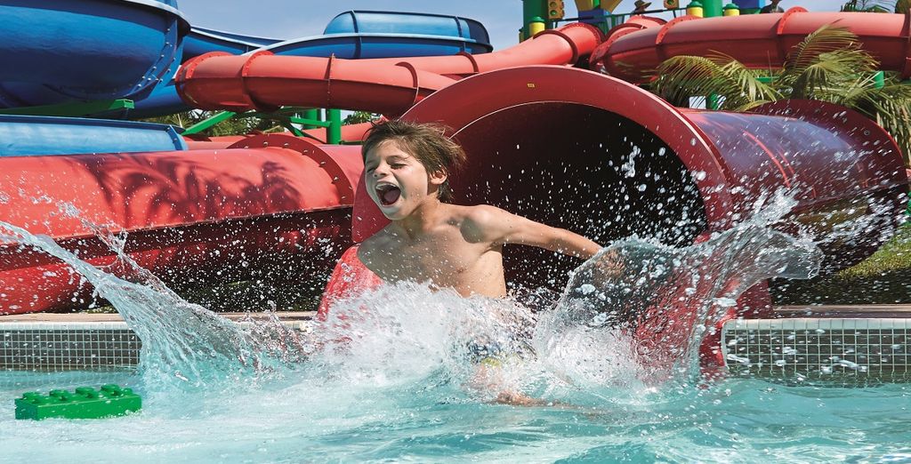 Lapita Dubai Parks & Resorts 4* + Dubai Parks + JW Marriott Marquis Dubai Hotel 5*