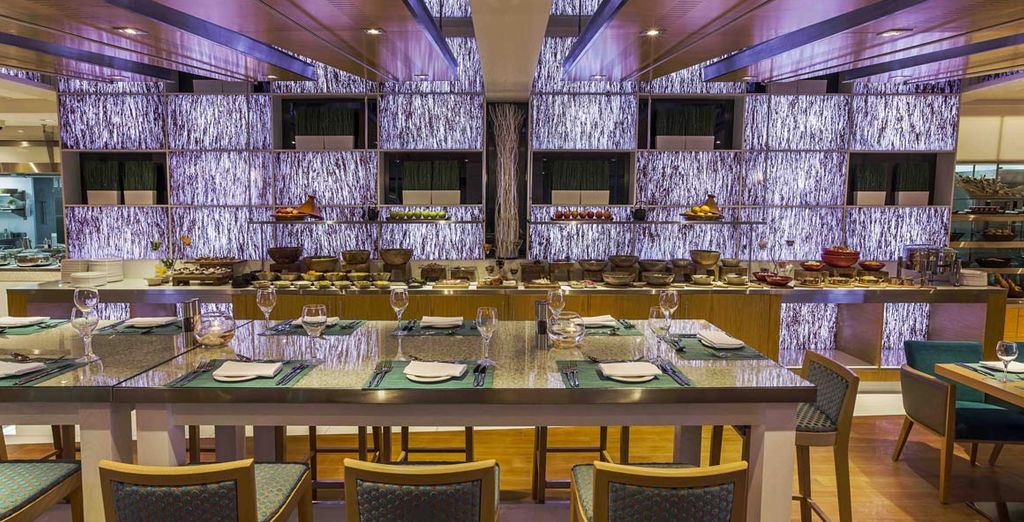 Hilton The Walk 4*