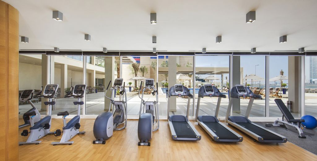 Hyatt Regency Dubai 5* + Hilton Garden Inn Ras Al Khaimah 4*