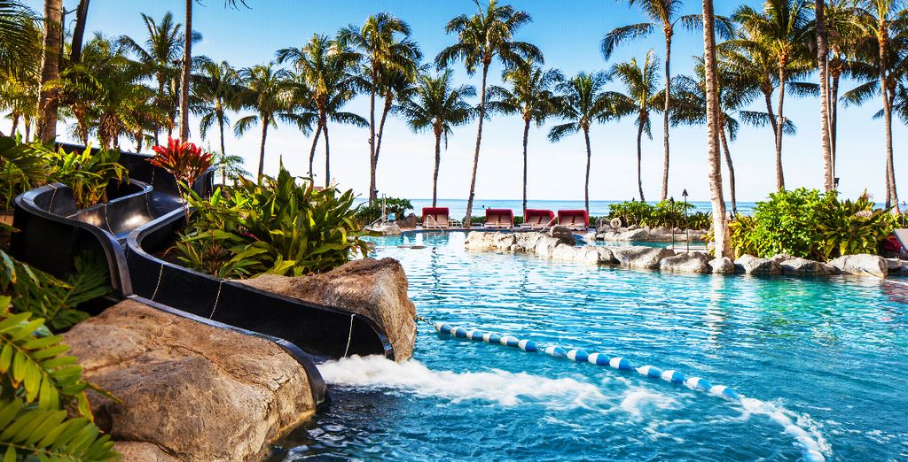 Luxe Sunset Boulevard Hotel 4* & Sheraton Waikiki Hotel 4*