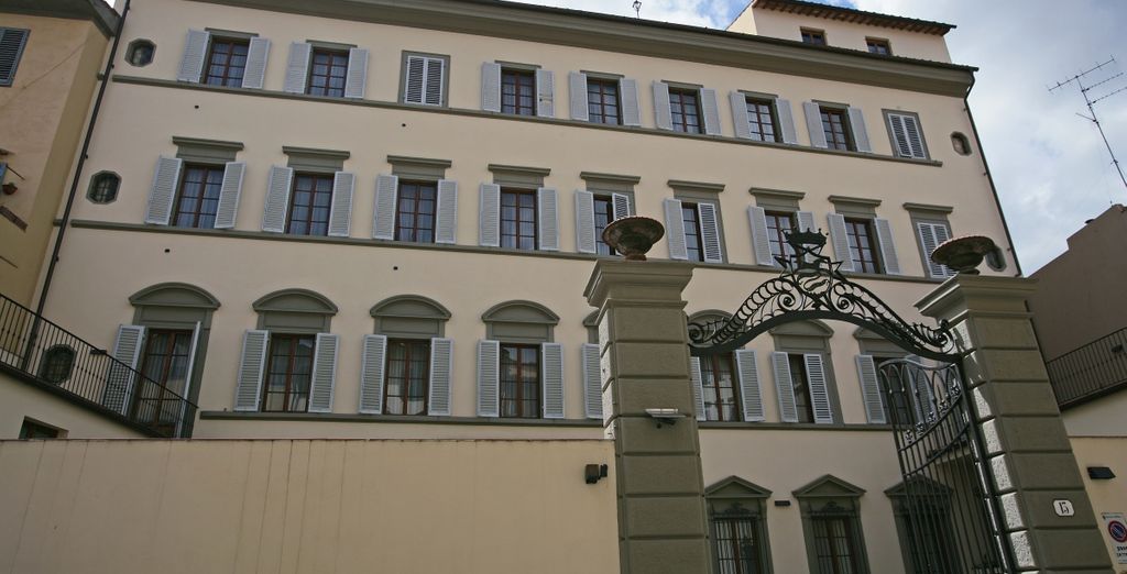 Palazzo dei Ciompi 4*