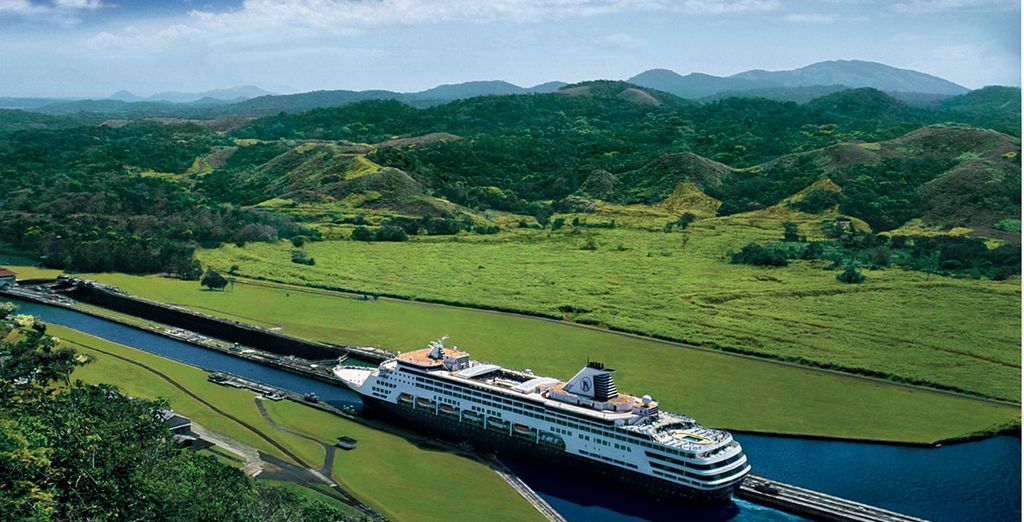 MS Veendam – Panama Canal Full Transit Cruise