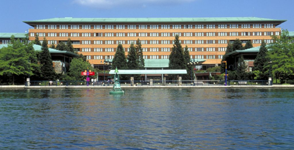 Disney's Newport Bay Club