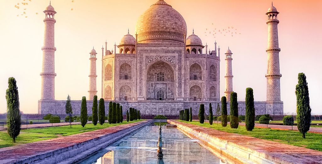 Golden Triangle with Ranthambore and Goa Beach - India