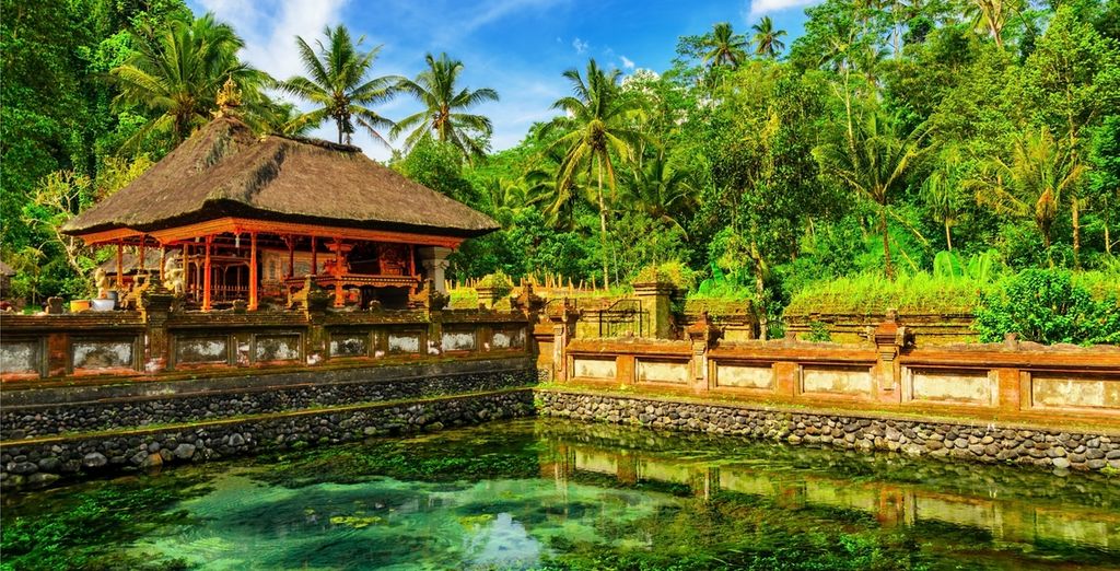 Explore all the wonders of Bali with last minute offers