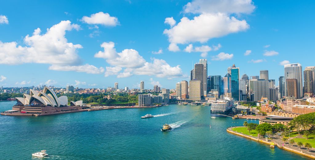 Find the best hotel in the Central Business District of Sydney