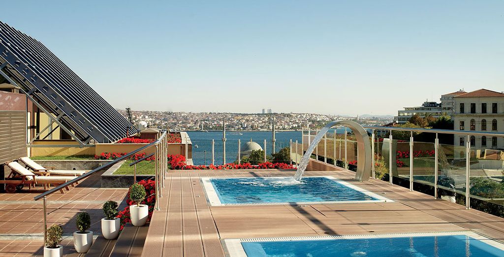 The Ritz-Carlton Istanbul 5*