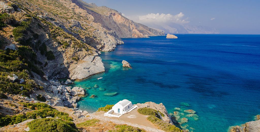 Experience Ionian Islands and its beautiful landscapes