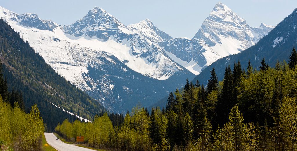 ski holidays in february in Canada