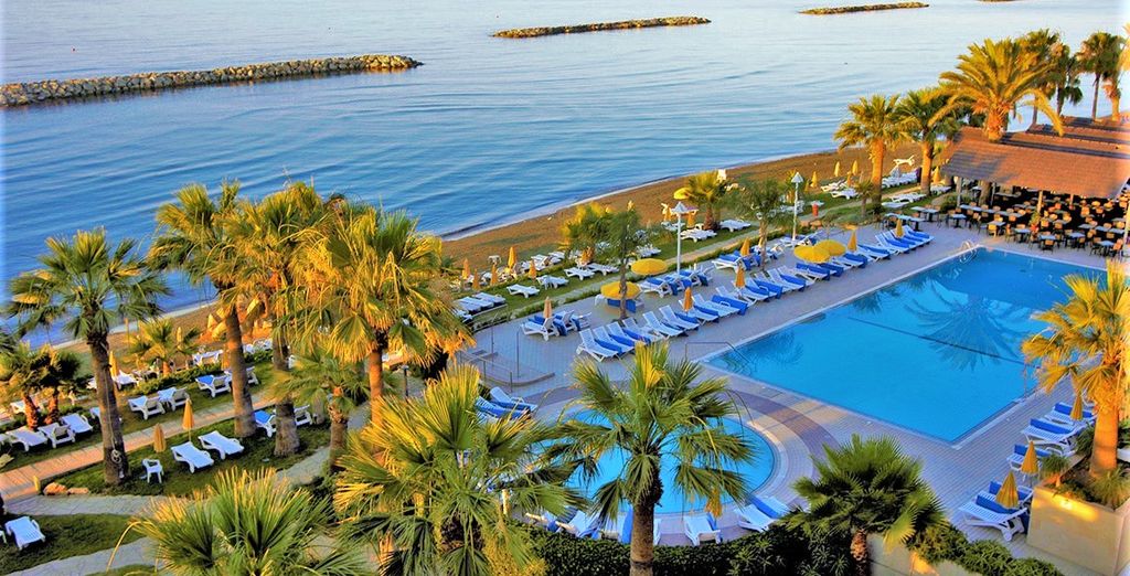 Palm Beach Hotel and Bungalows 4* - Larnaca - Up to -70% | Voyage Privé