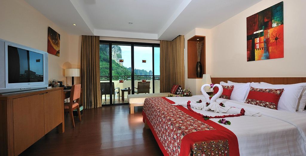 Aonang Cliff Beach Resort 4* - holidays to Thailand