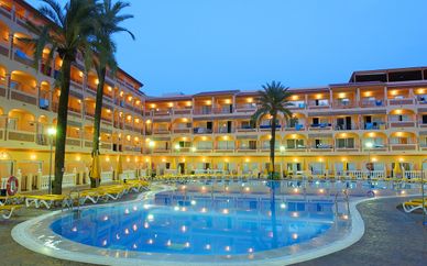 Hotel Bahía Tropical 4*