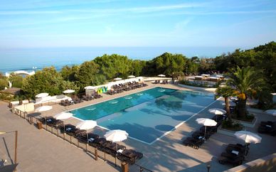 Paradù Tuscany EcoResort 4*