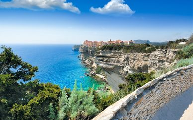Autotour de Bastia à Ajaccio en 8 jours/7 nuits en hôtels 4*