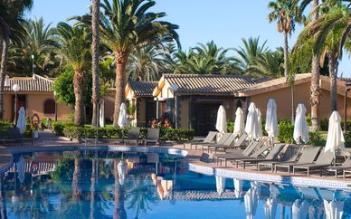Dunas Suites & Villas 4*