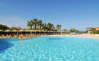 Hôtel Minos Mare 4*