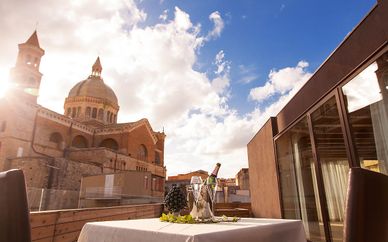 Alba Palace Hotel 4*